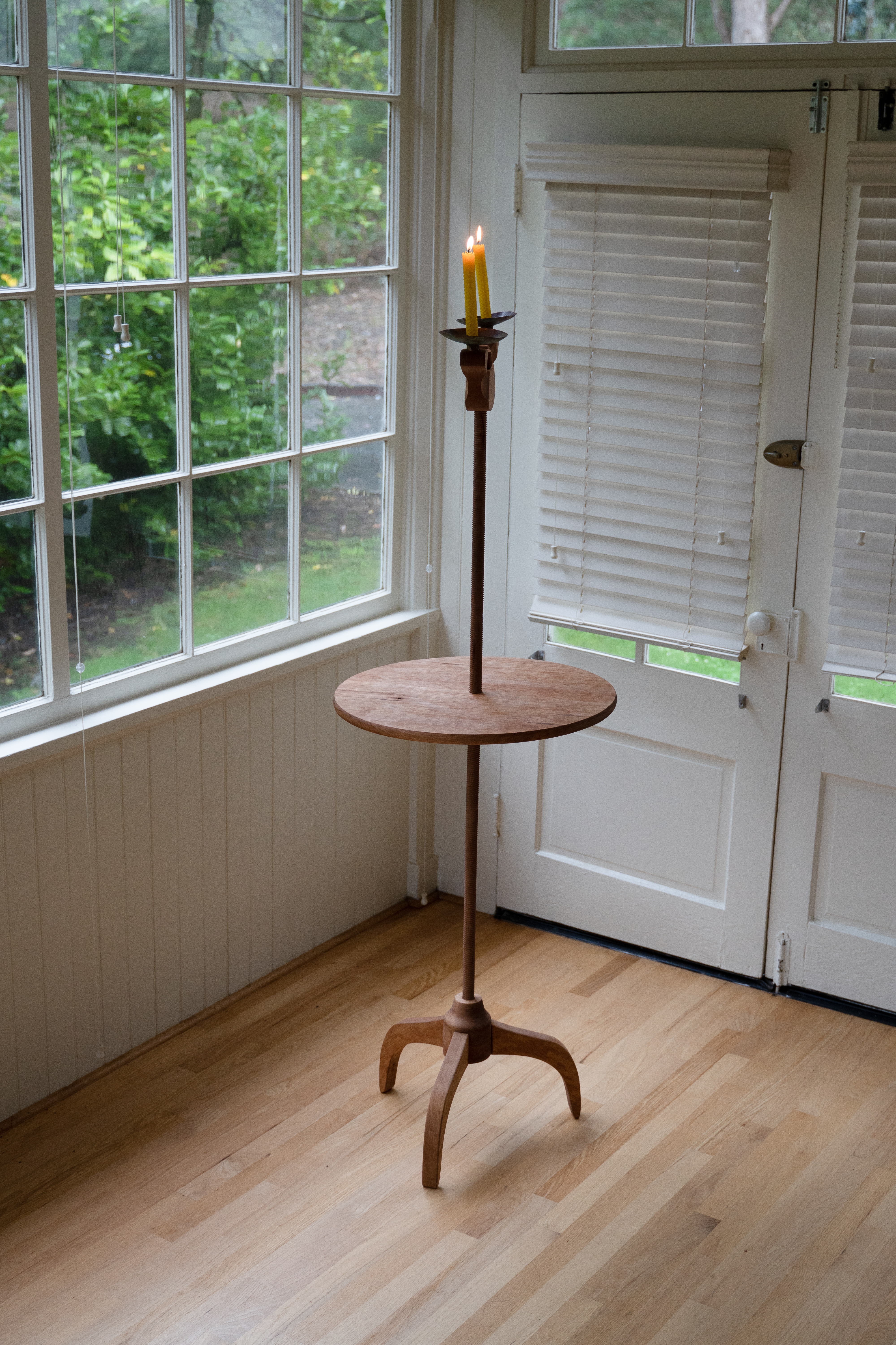 candlestand